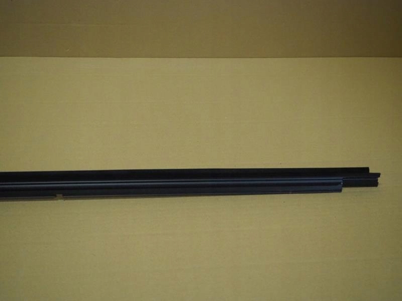 фото №6, Молдинг уплотнитель parapet левый перед peugeot 4007