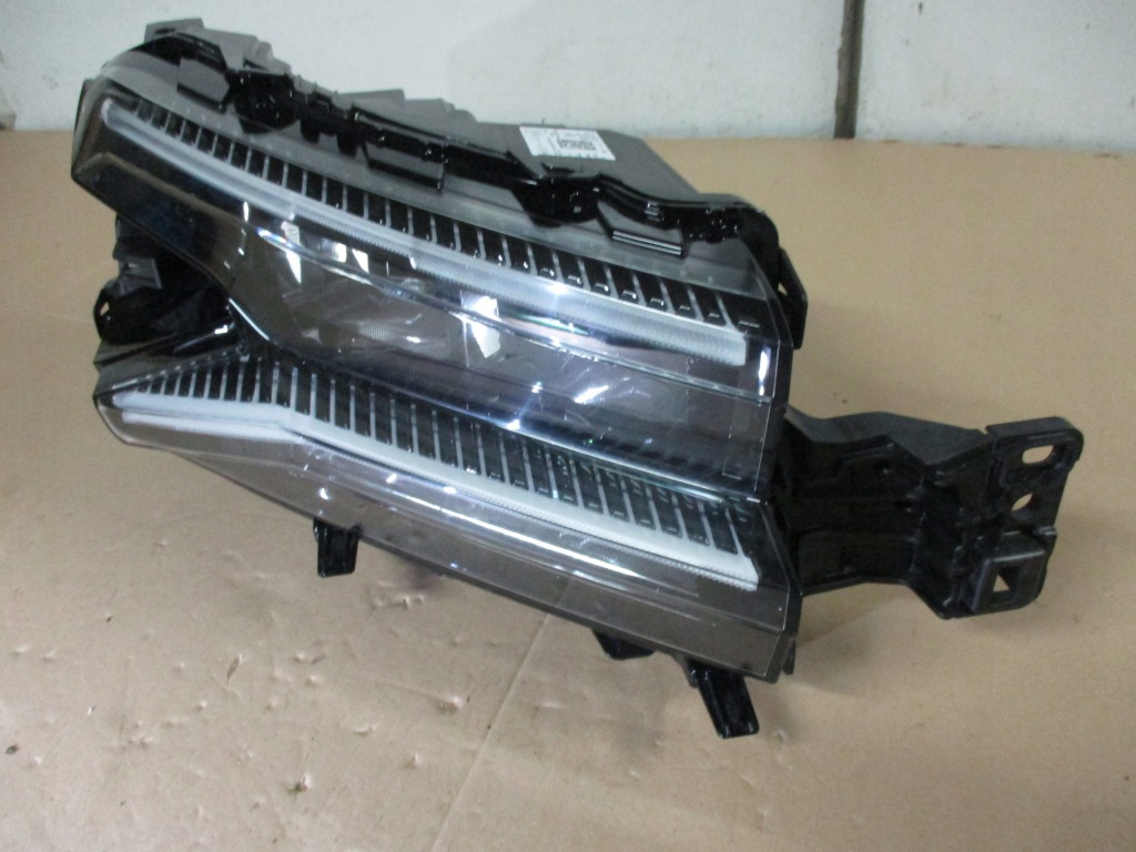 Фонари перед правый  левая citroen c5 aircross full vision led 23r 9845355980 Недорого