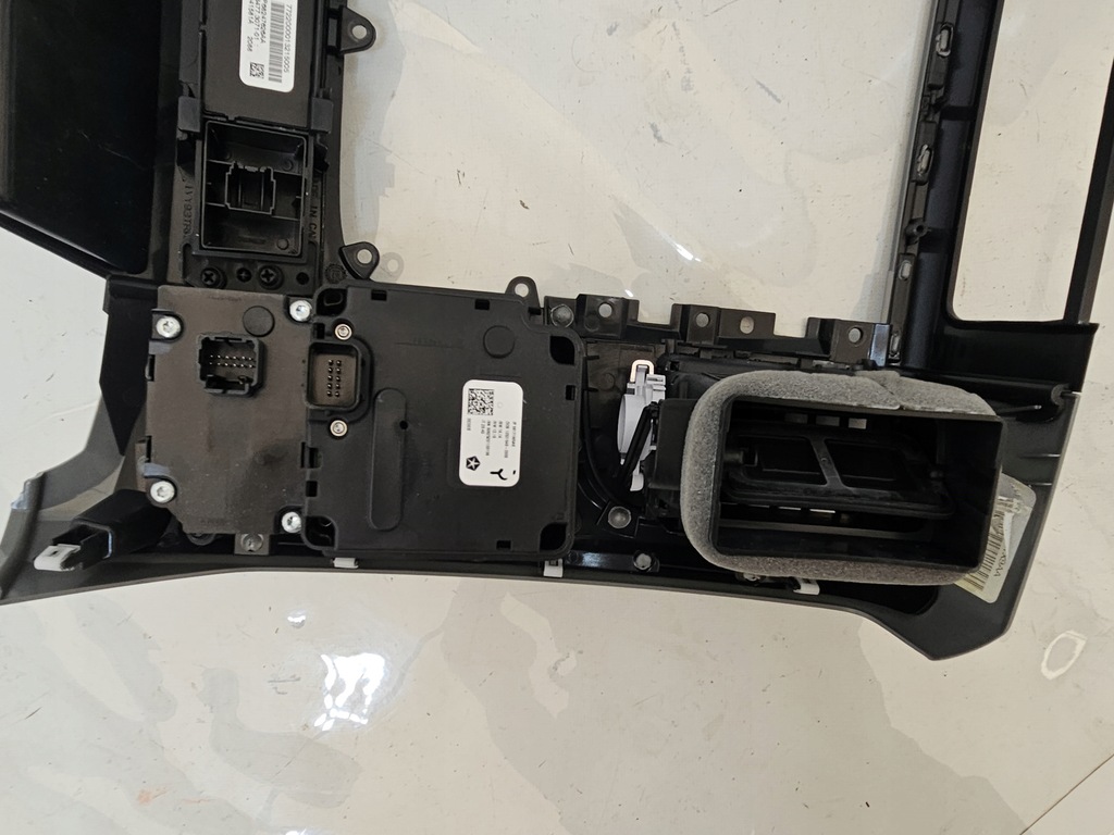 фото №11, Dodge ram iv 13-18 рамка панель кондиционера usa