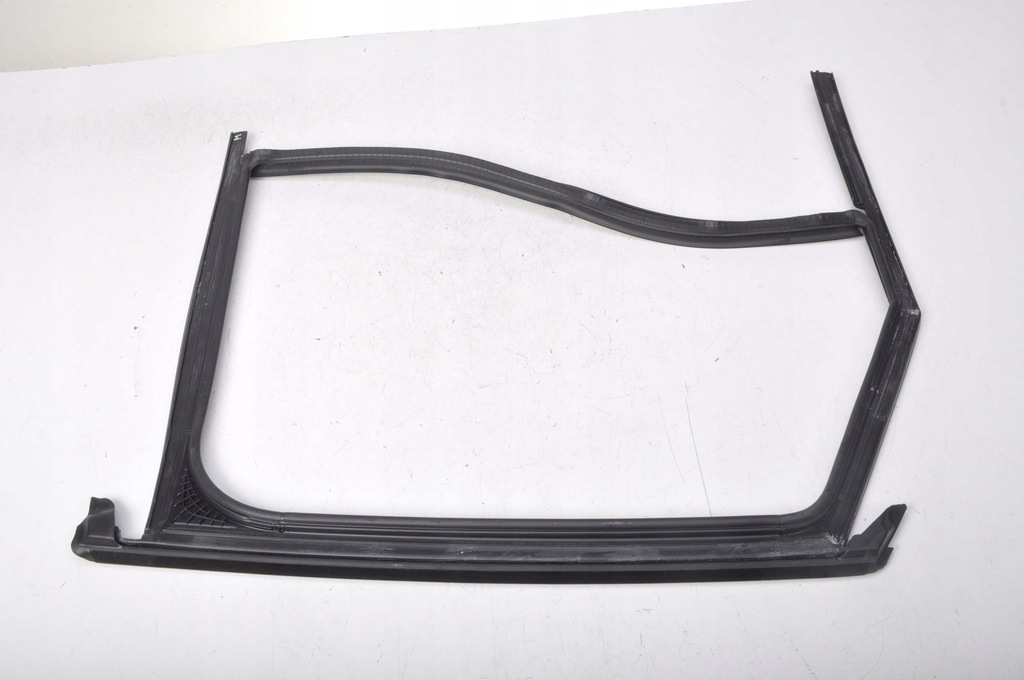 фото №6, Porsche macan молдинг скло двері задня ліва 17r