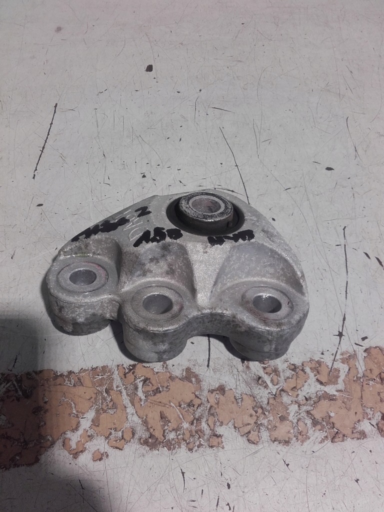 фото №1, Mazda 2 dj lift кронштейн двигателя 20-