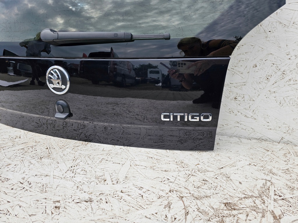 фото №6, Citigo крышка багажника задняя czarna комплектная