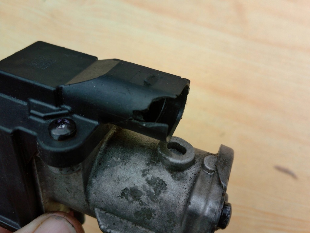 Регулятор турбонагнетателя 03f145725g vw audi skoda 1.2 tsi cjz 03f145726g в Украине