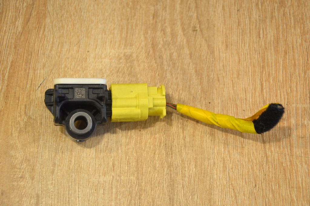 фото №1, Датчик удару поперечина перед alfa romeo giulietta