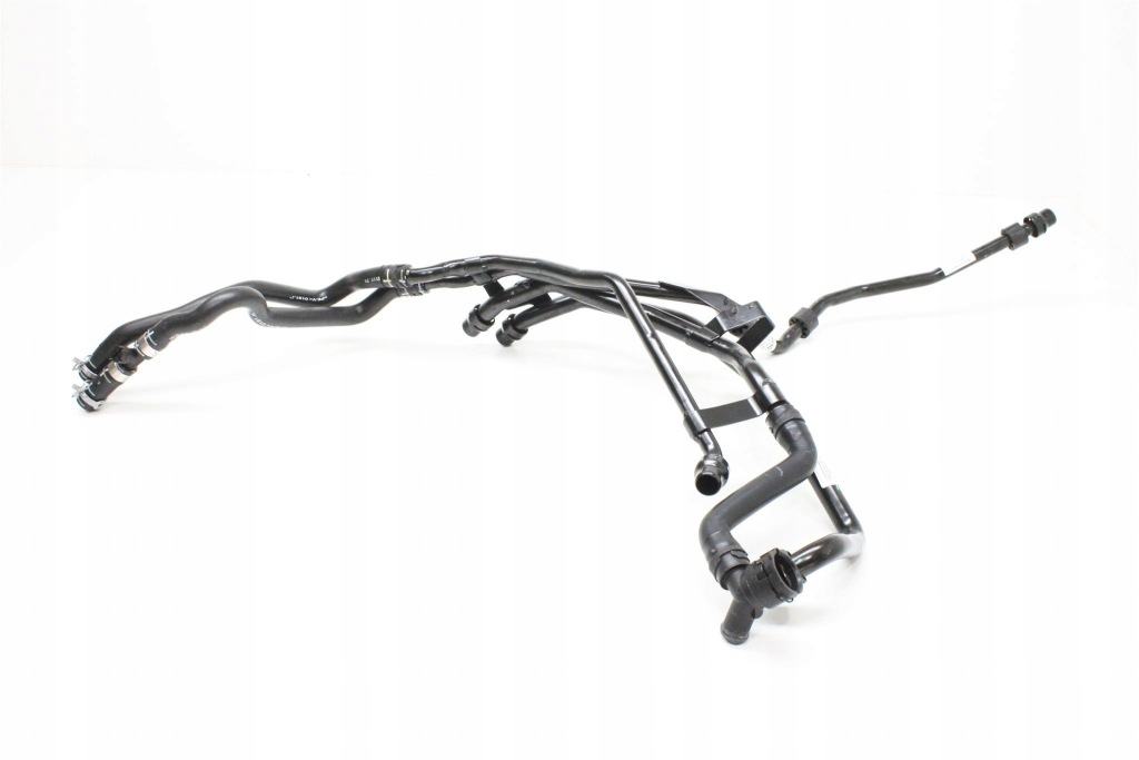 фото №1, Шланг трубка пабтрубок  воды vw golf vii 5q1820693g