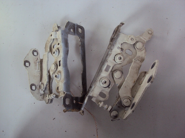 фото №3, Петлі капот mercedes c-klasa w204