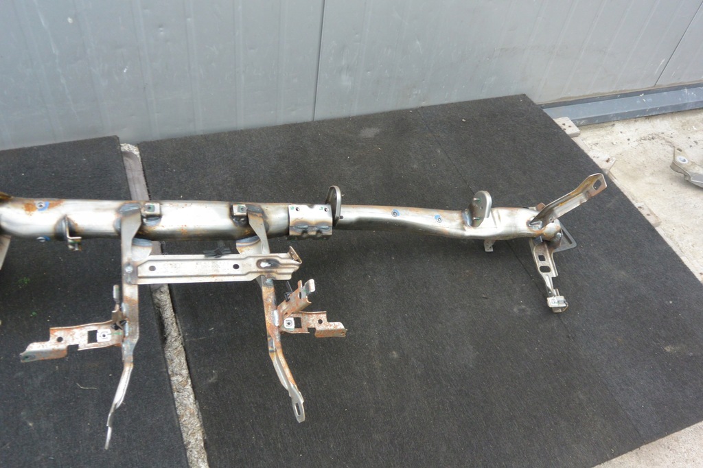 фото №11, Каркас панели консоли audi q7 4l eu