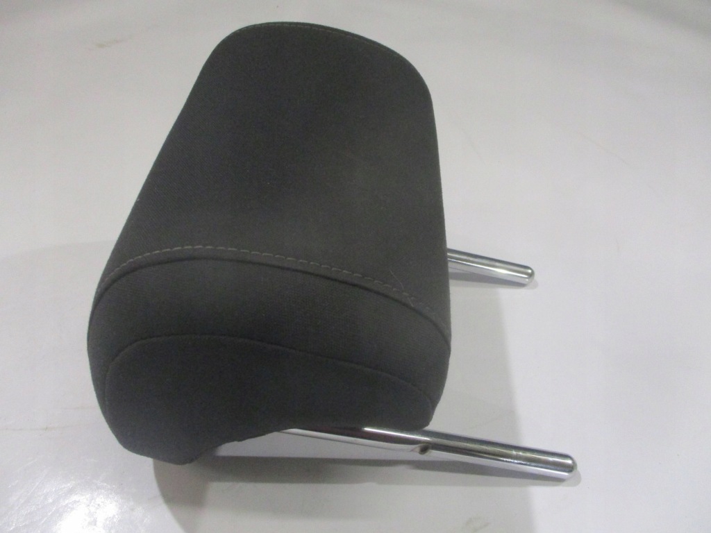 Купить Подголовник сиденье задняя задний правый  или левое  материал vw passat b8 универсал