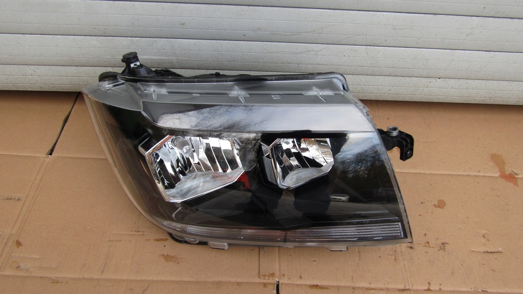 фото №1, Vw crafter 2 ii лампа права перед polecam