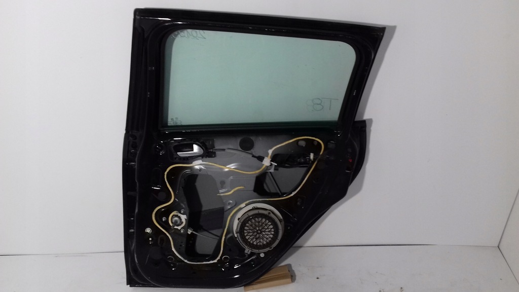 фото №14, Peugeot 208 двері праве задні kombi