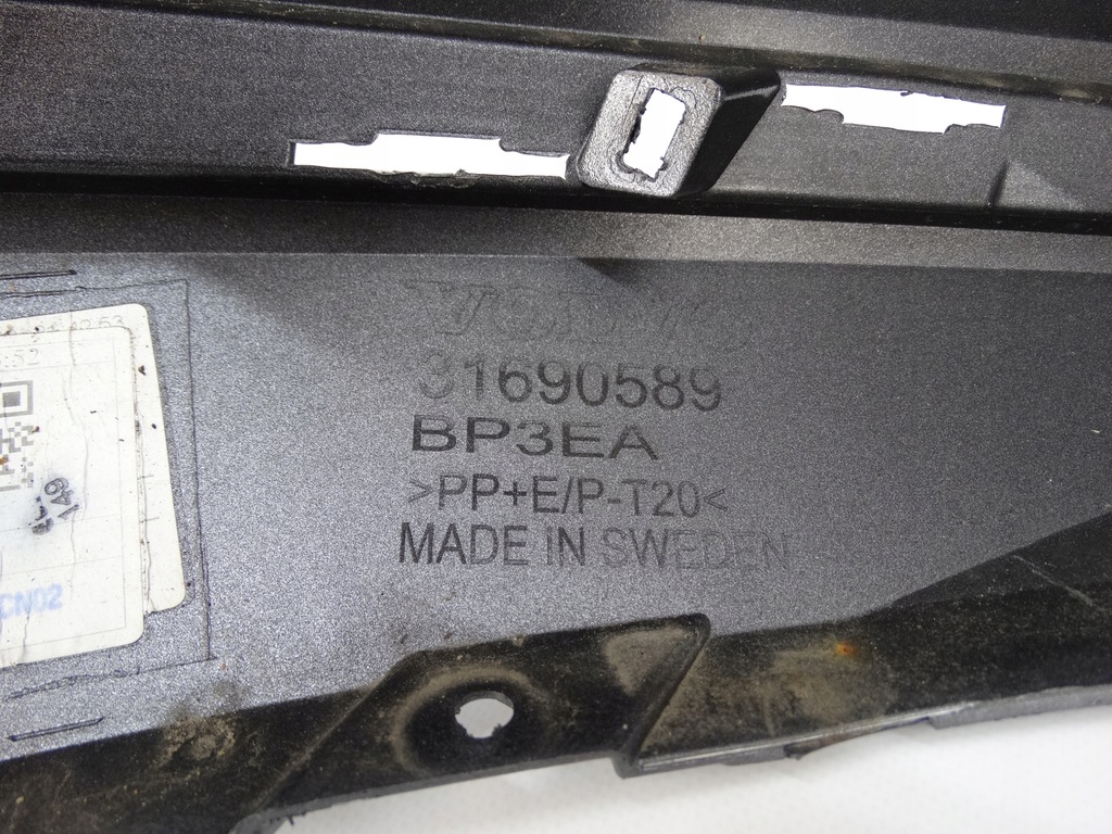 фото №12, Volvo v v60 ii s60 iii 18- бампер передний решётка радиатора