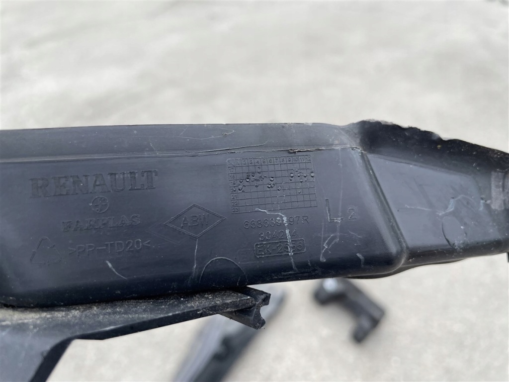 Жабо пластиковий важелі двірник renault clio 5 v 19-23r 20r Зі Шроту