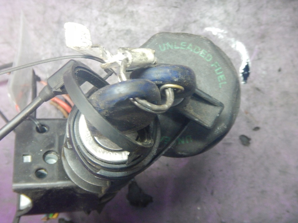 фото №6, Fiat siena i 96-02 1.2 замок зажигания dwa ключи крышка