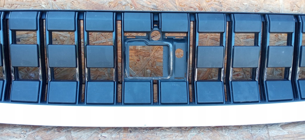 фото №4, Polestar ii 2 20- решітка радіатора решітка радіатора решітка бампера перед камера радар 31698060