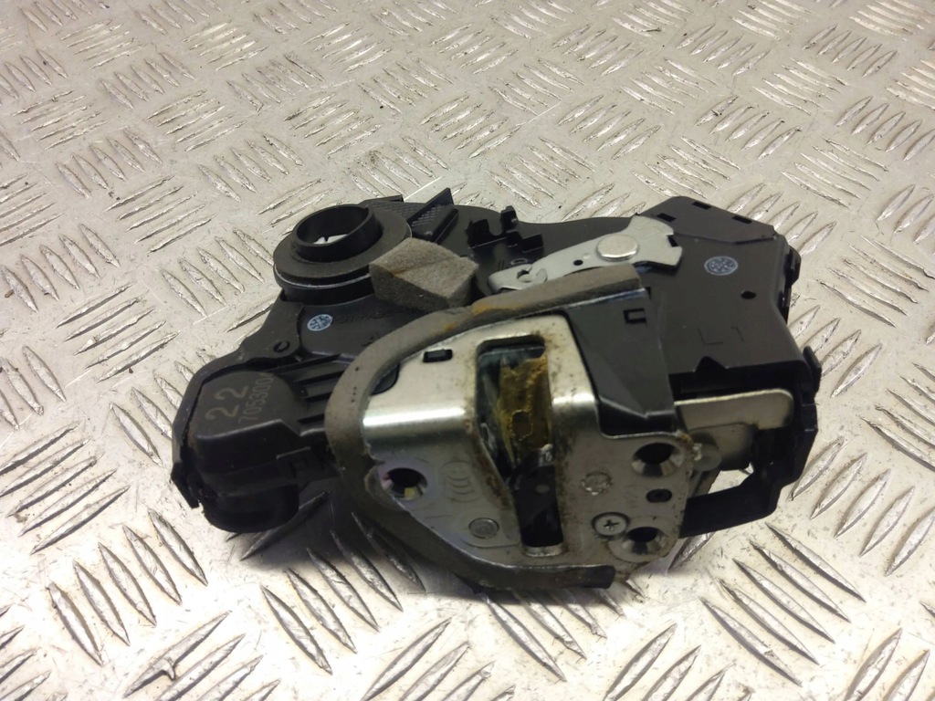 фото №9, Daihatsu terios 2008 перед сторона левая замок дверь передних