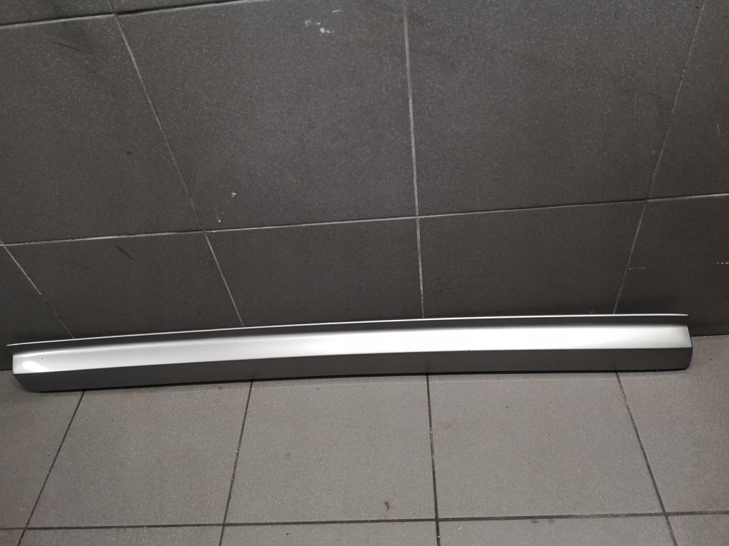 фото №1, Молдинг дверь правый перед audi a8 d3 odstaje