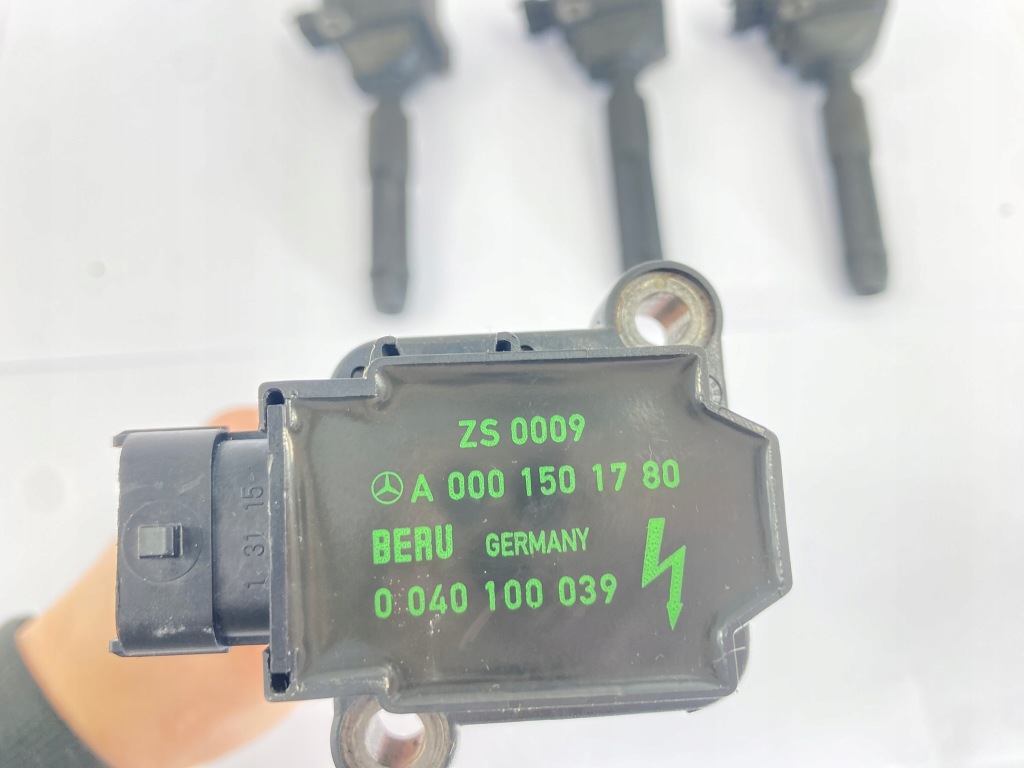 Комплект катушек зажигания катушка зажигания катушки mercedes w203 0001501780 с Разборки