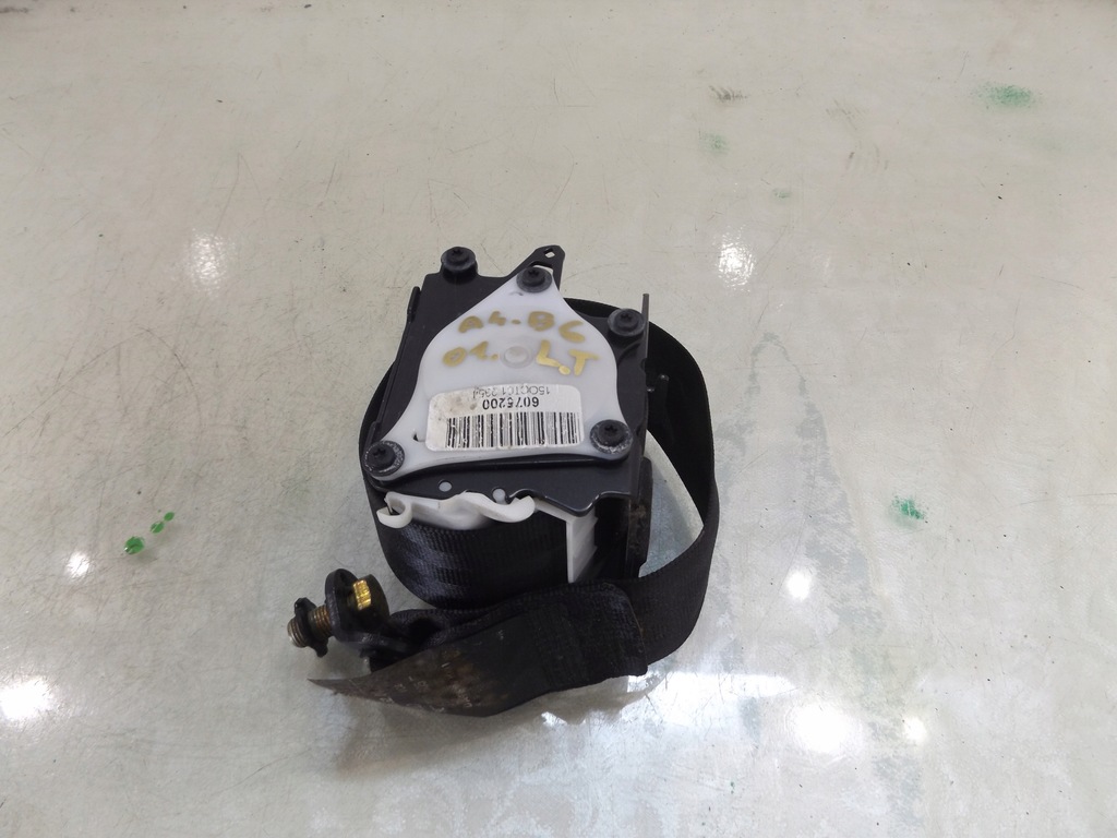 фото №1, A4 b6 kombi pas левый задняя