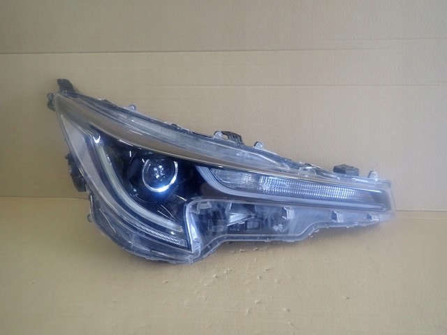 Купить Фара правый  toyota corolla e21 hb универсал full led