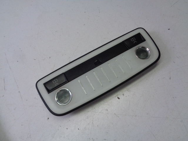 фото №1, Лампа потолочный задняя mercedes e-klasa w212