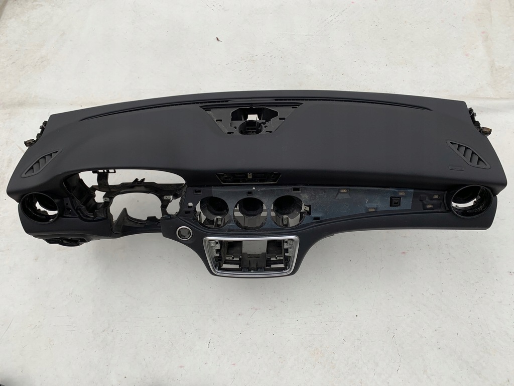 фото №7, Mercedes w117 cla панель приладів панель приладів консоль подушки безпеки