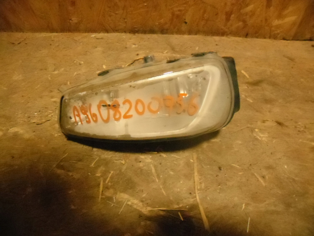 фото №1, Противотуманная фара a9608200756 описание!!