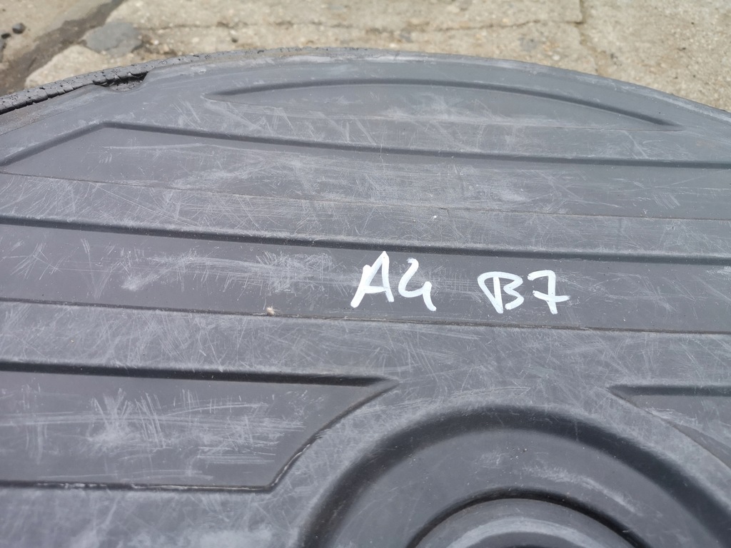 фото №7, Audi a4 b7 набор ремонтный вкладыш kombi 07 r