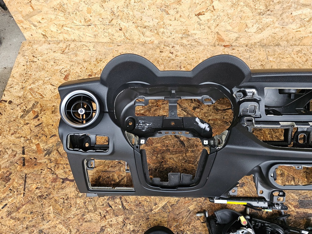 фото №5, Alfa romeo stelvio приборная панель консоль ремни подушка безопасности