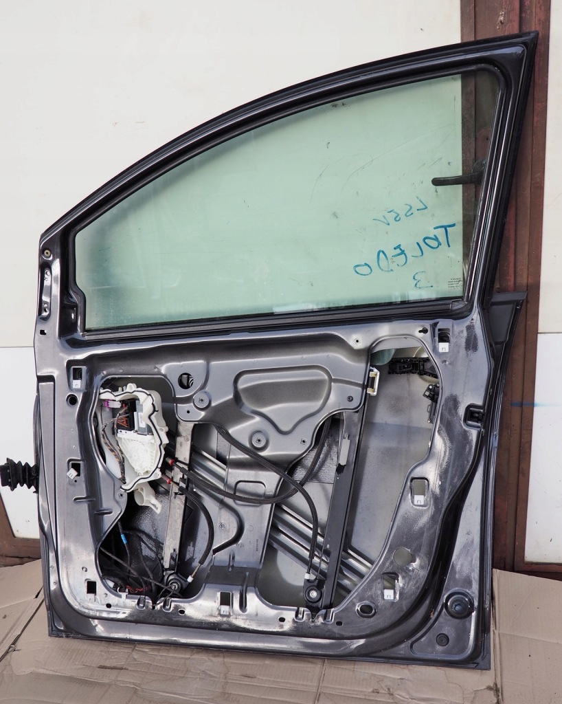 Seat toledo 3 моторчик стекло правый перед 5p0837402a 1k0959792d Недорого