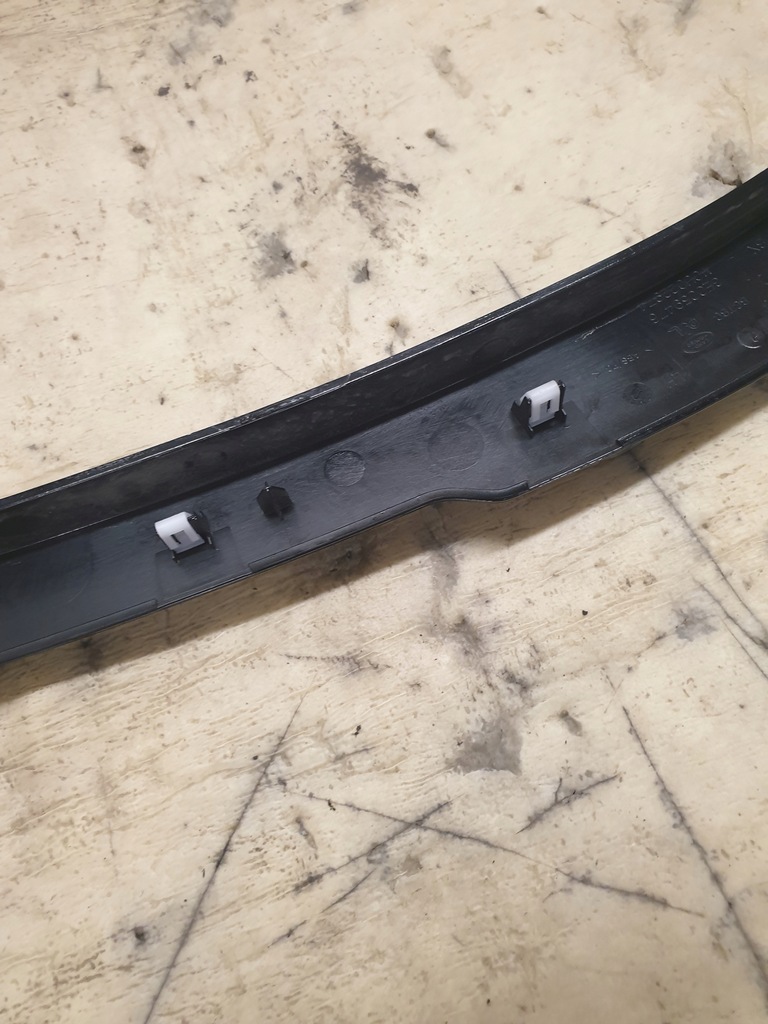 фото №9, Land rover defender молдинг крыла l8b2-16a075-bb