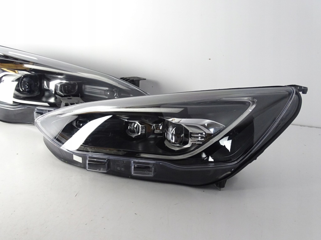 Фара перед передняя левая ford focus mk4 full led Доставка