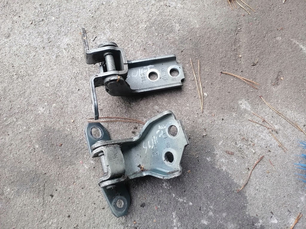 фото №1, Петлі двері правий перед suzuki swift mk7