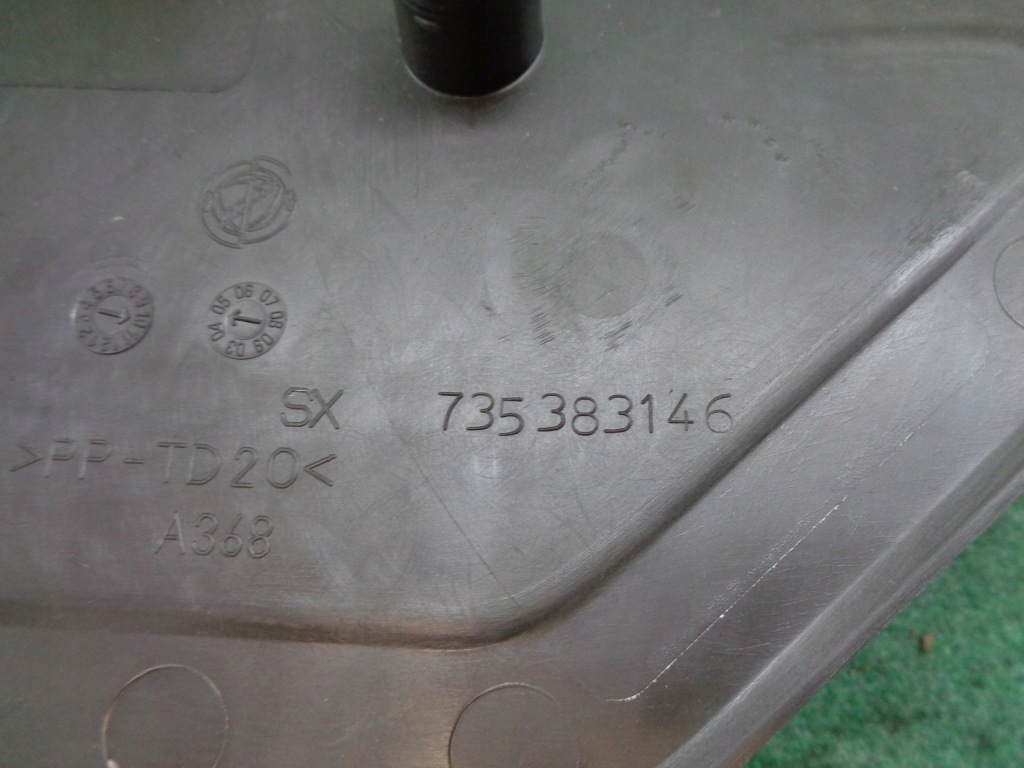 Захист стійка кронштейн полиця 735383146 lancia musa ліва задня оригінал Київ