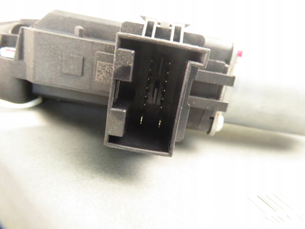 фото №6, Подъемник стекло левый передний skoda fabia ii 6r0959801aj