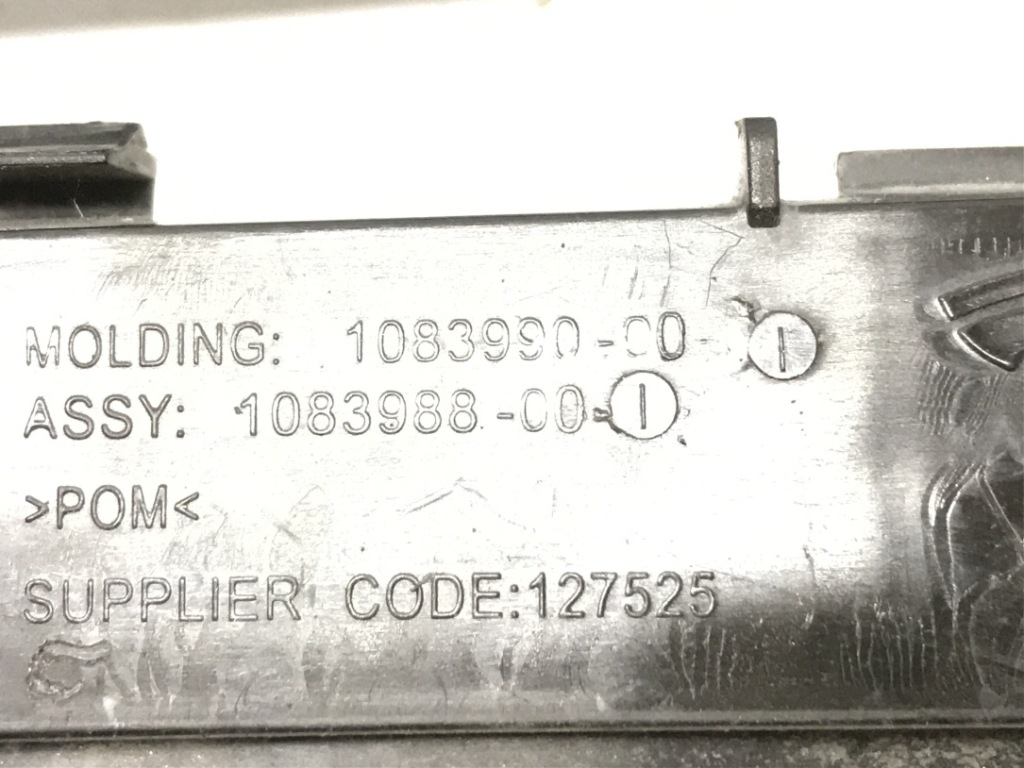 фото №6, Tesla 3 напрямна бампера лівий задня 1083988-00-i