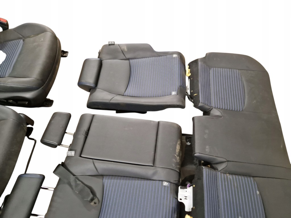 фото №8, Toyota rav 4 xa50 2022 сиденья / заднее сиденье / комплект