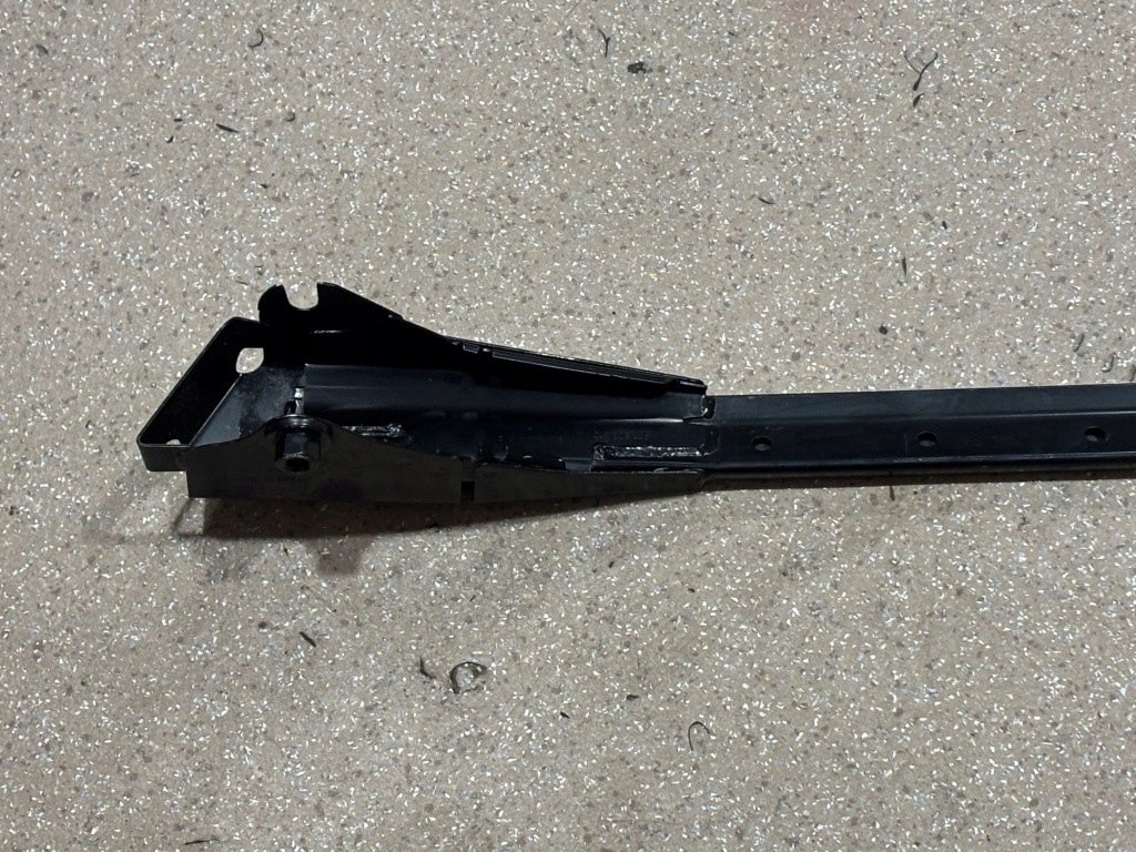 Другая часть отсек двигателя porsche panamera 971 971806303c с Разборки