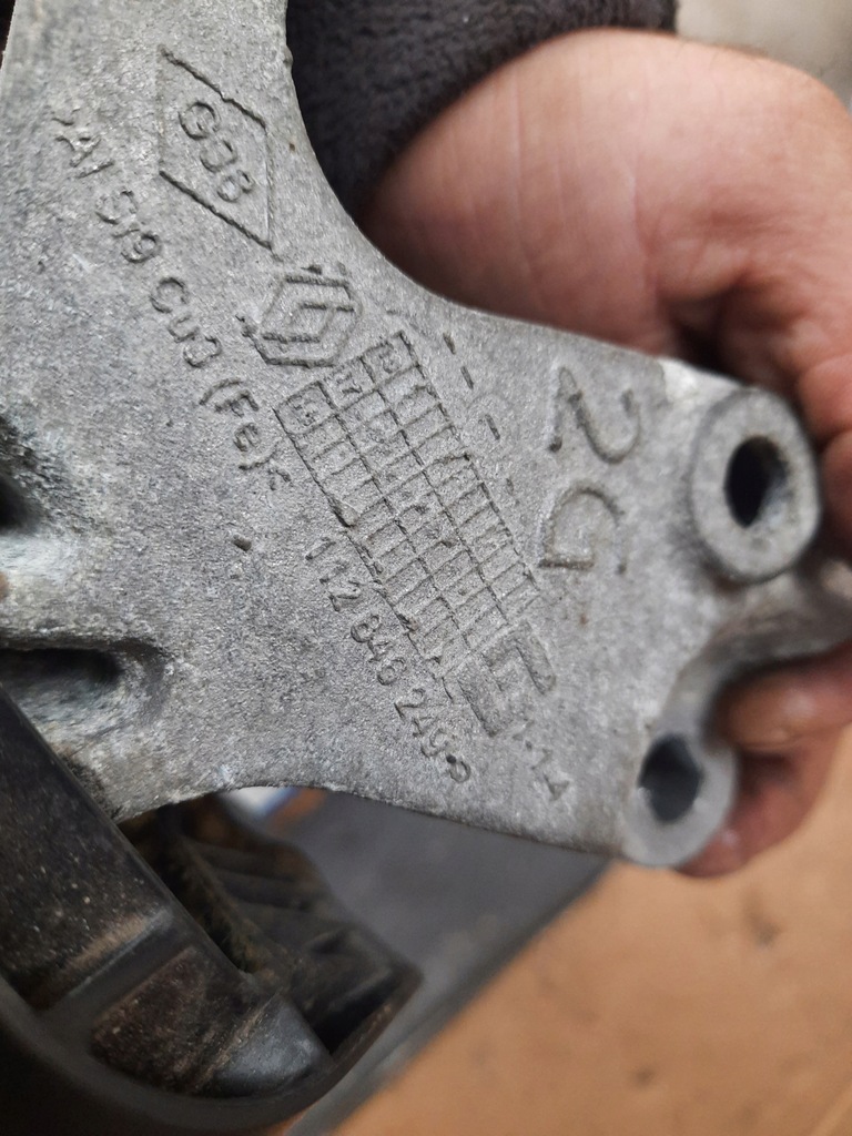 фото №6, Scenic iv 1.2 tce подушка кронштейн двигателя