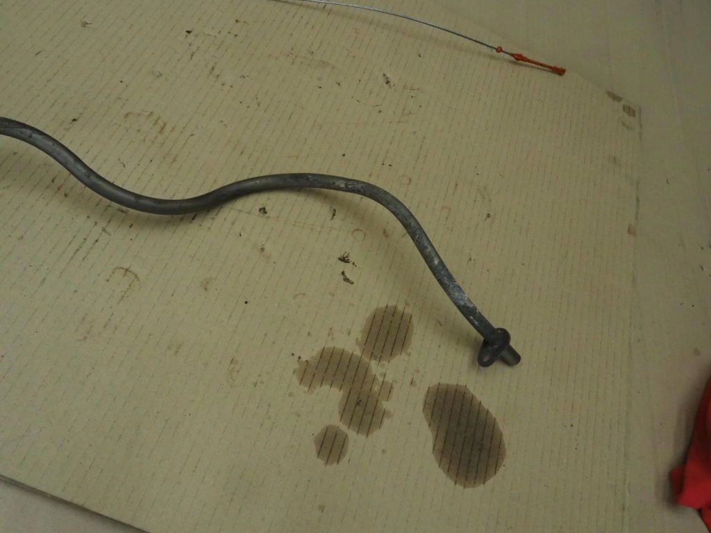 фото №14, Трубка щуп оливи w212 x204 glk 4-matic 3.0 cdi 64238