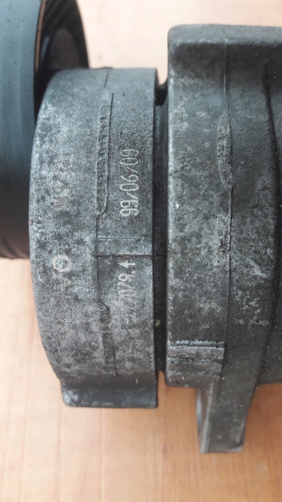 фото №3, Volvo s80 v70 2.4 b натягувач ремінь обладнання