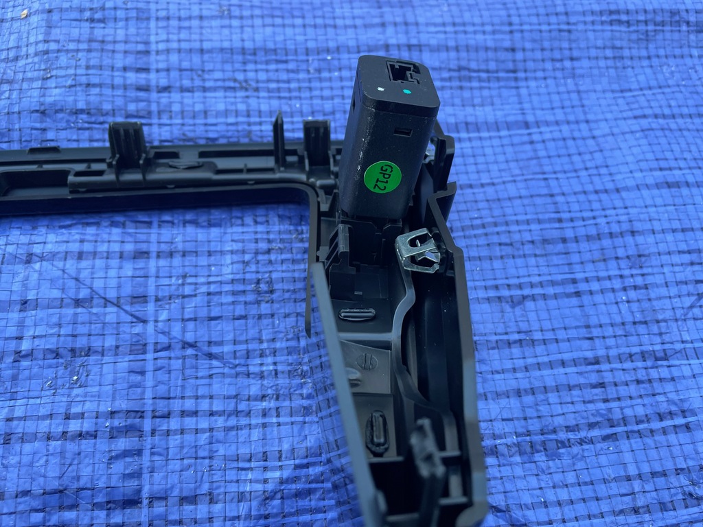 фото №3, Peugeot 208 ii панель рамка радіо