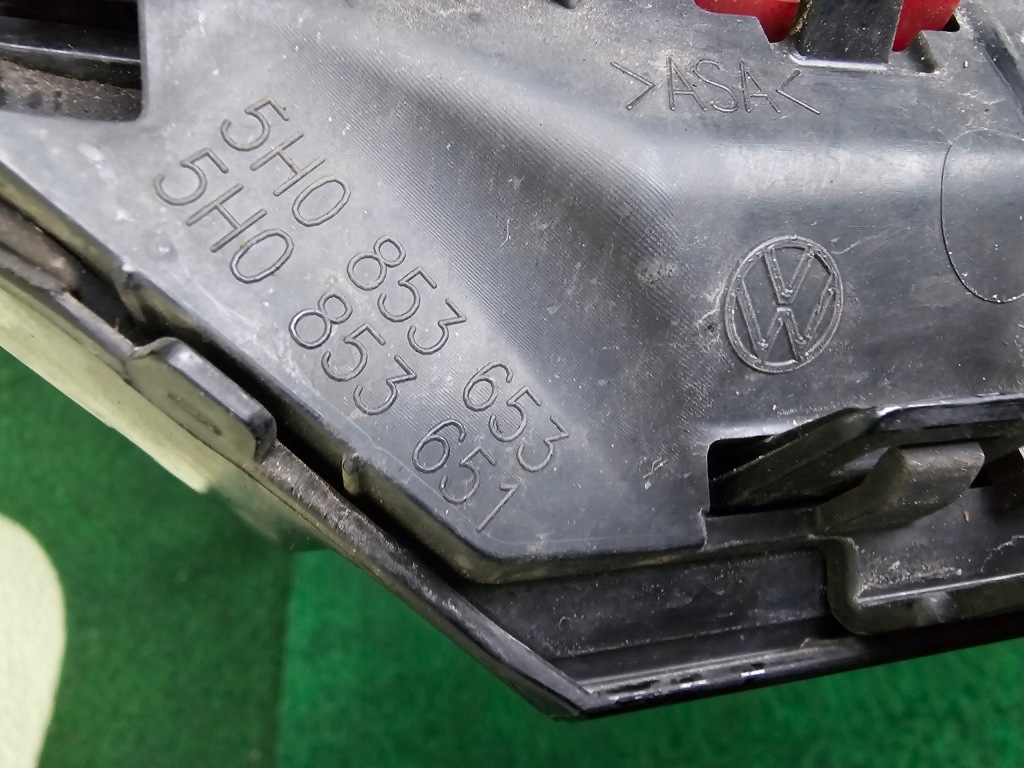 фото №10, Решётка радиатора решётка радиатора бампера vw golf 8 viii gti led 5h0853651 5h0853653