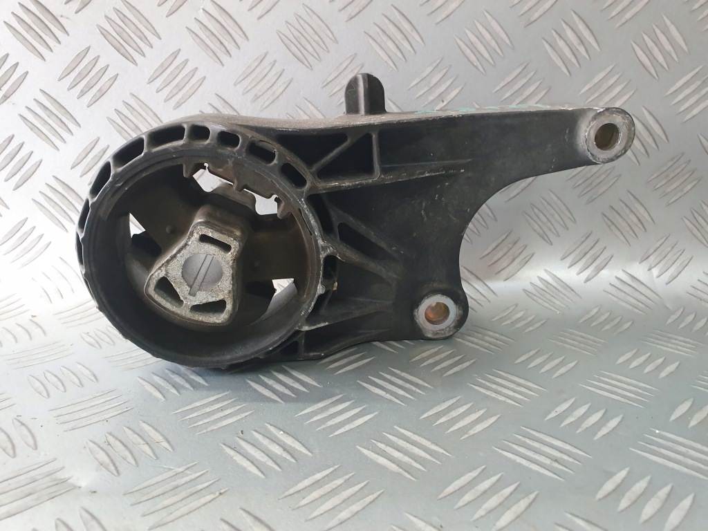 Купить Кронштейн подушка двигателя astra j 1.4 turbo 13248600