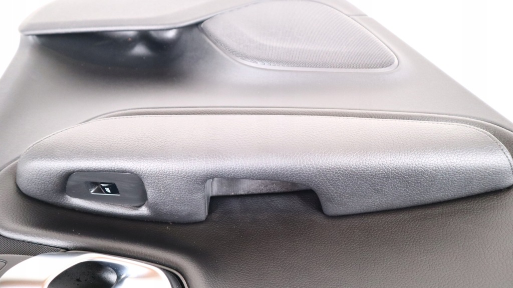 фото №9, Volvo xc90 ii обшивка дверь левый задняя 31393115