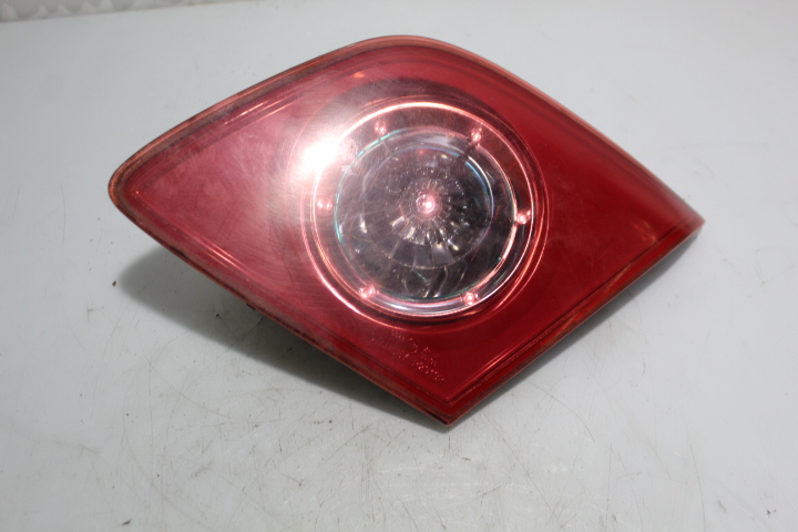 фото №1, Лампа правая задняя w крышка багажника mazda 3 i