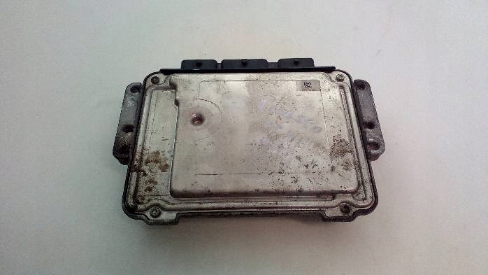 Бортовий комп'ютер двигуна citroen picasso 1,6hdi 0281012466 Зі Шроту
