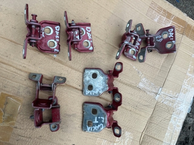 фото №1, Dacia sandero stepway ii петлі двері кришки