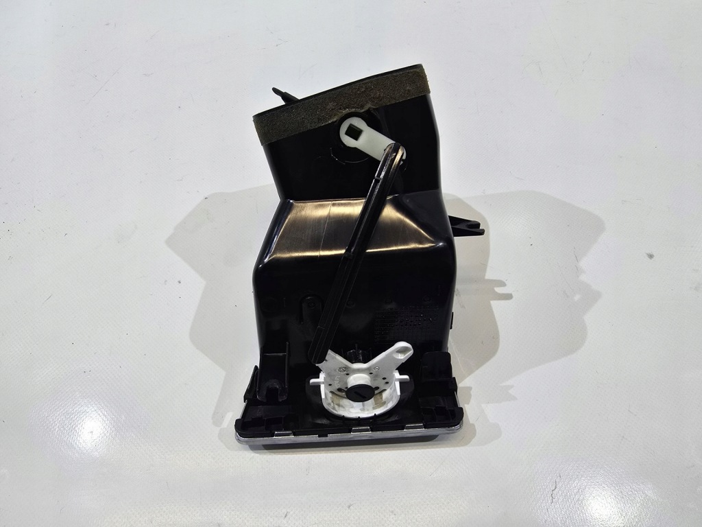 фото №2, Решётка обдув панели приборной панели левая renault laguna iii coupe 11r