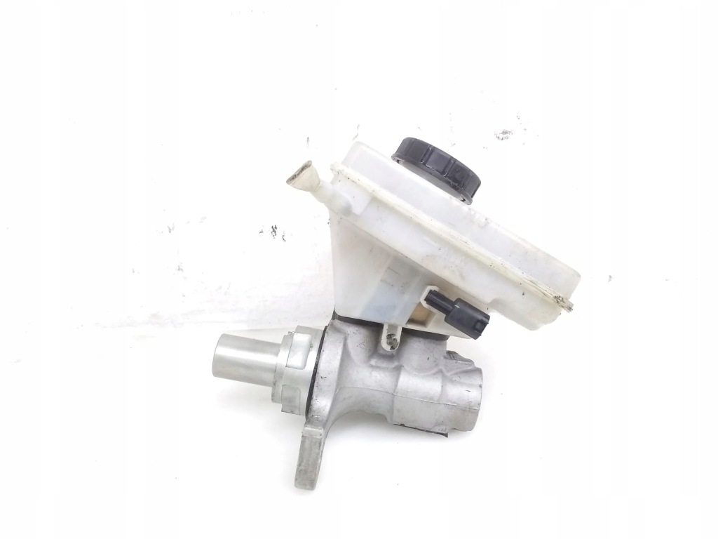 фото №1, Bmw x3 f25 2011 главный цилиндр тормоза