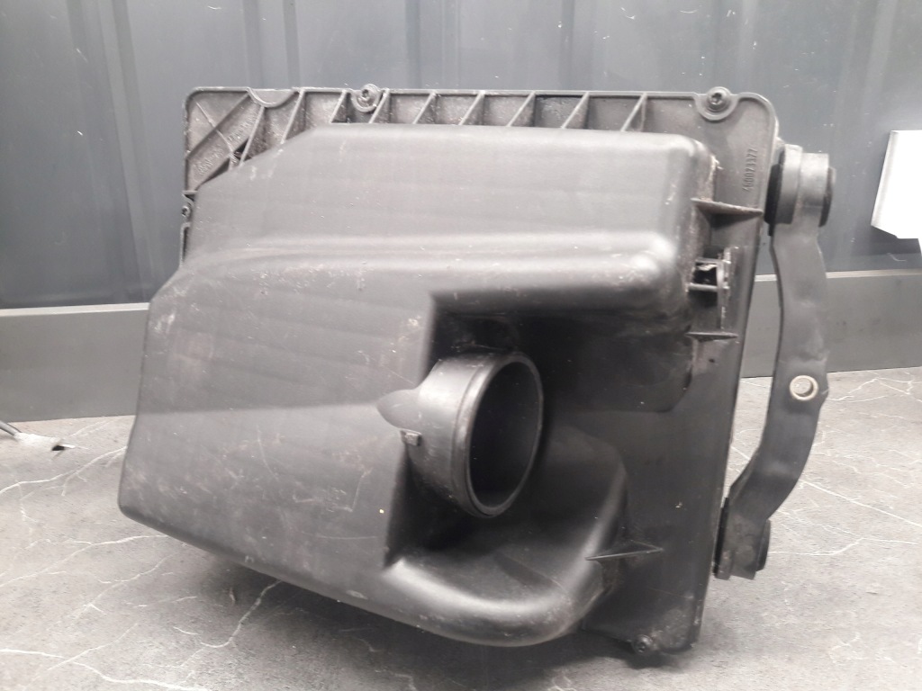 Купити 4614485909 корпус фільтра повітря opel astra h